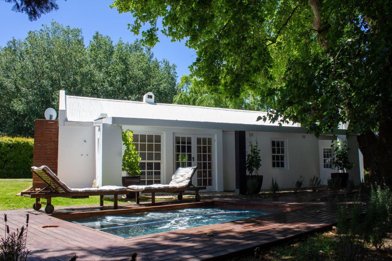 La Paris Estate Hotel Franschhoek Exterior foto